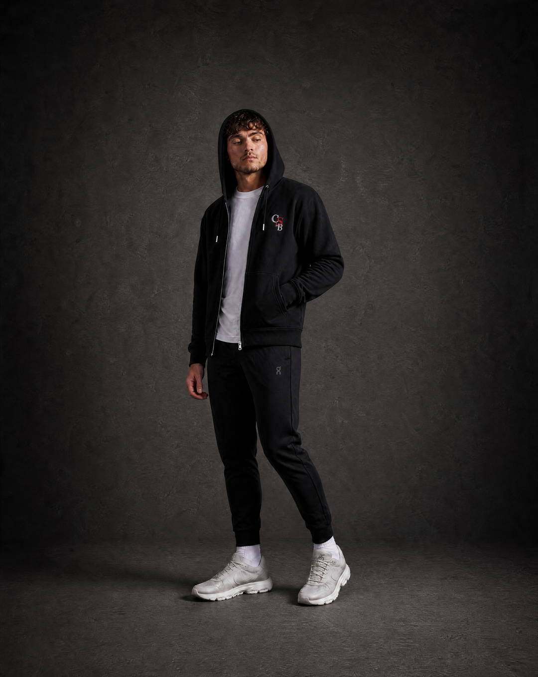 CS-B Essential Zip-Hoodie | Dark Edition